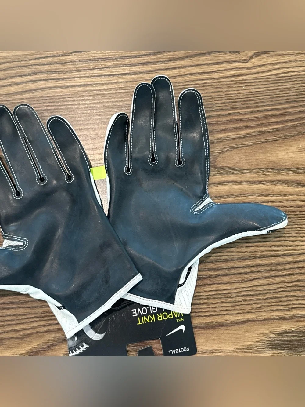 Size 2XL Nike Vapor Knit 2.0 FG CLG - Hydragrip Receiver Gloves White PGF551